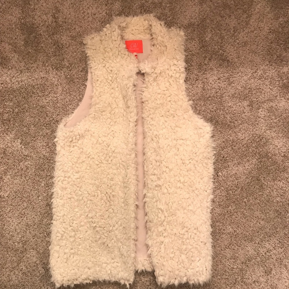 Chelsea & Violet Vest Faux Fur Vest